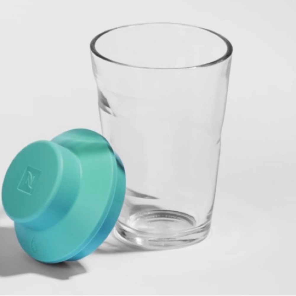 NESPRESSO View Collection ICED KIT Tomas Kral design Shaker Tumbler silicone lid